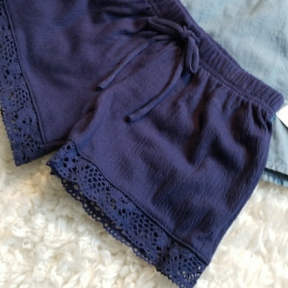 Carter's 2-piece Outfit NWT $44 - Picture 3 of 6